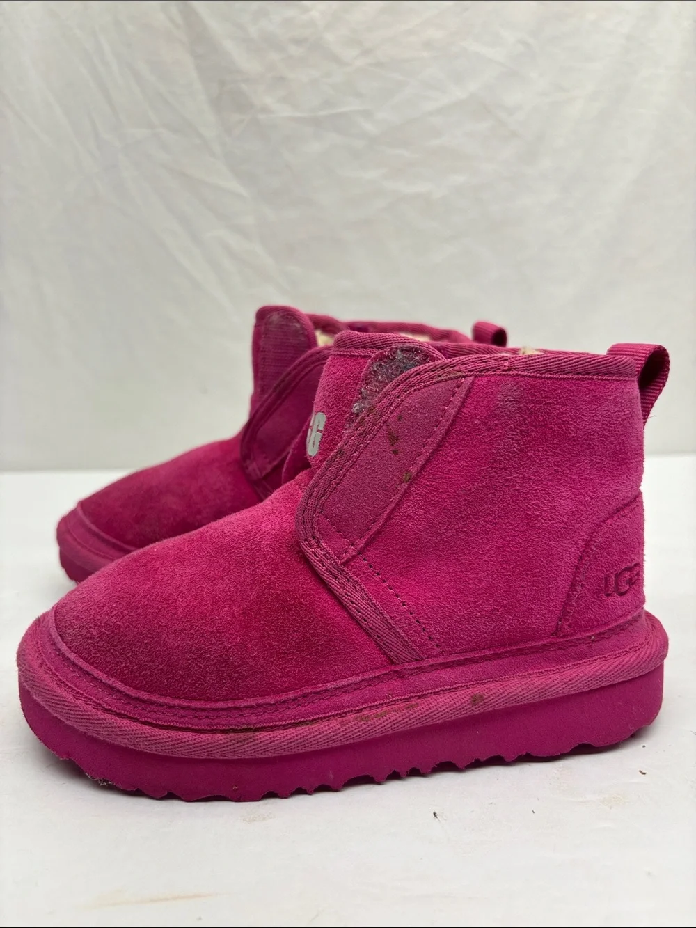 UGG Kids Classic Mini Suede Boots in Pink, SZ 10 toddler girl, box 72